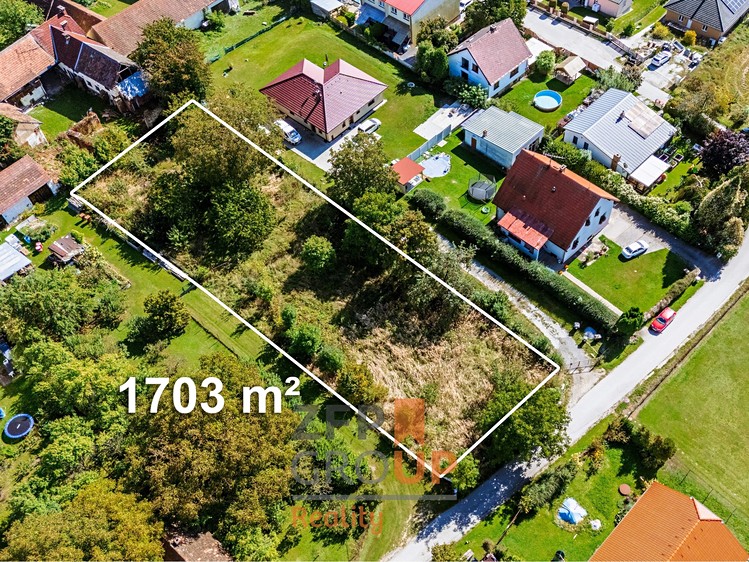 Prodej stavebního pozemku 1 703 m² - foto 6