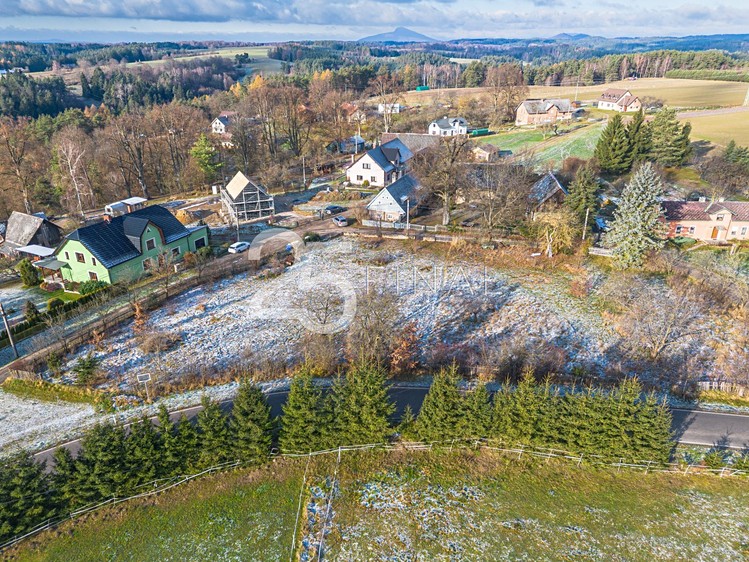 Prodej stavebního pozemku 1 459 m² - foto 1