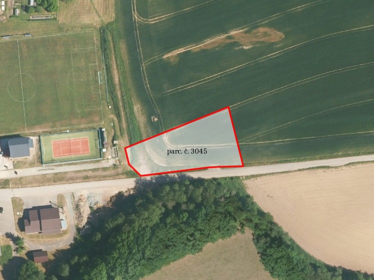 Prodej stavebního pozemku 1 960 m² - foto 1