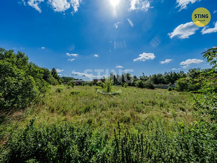 Prodej stavebního pozemku 1 406 m² - foto 2
