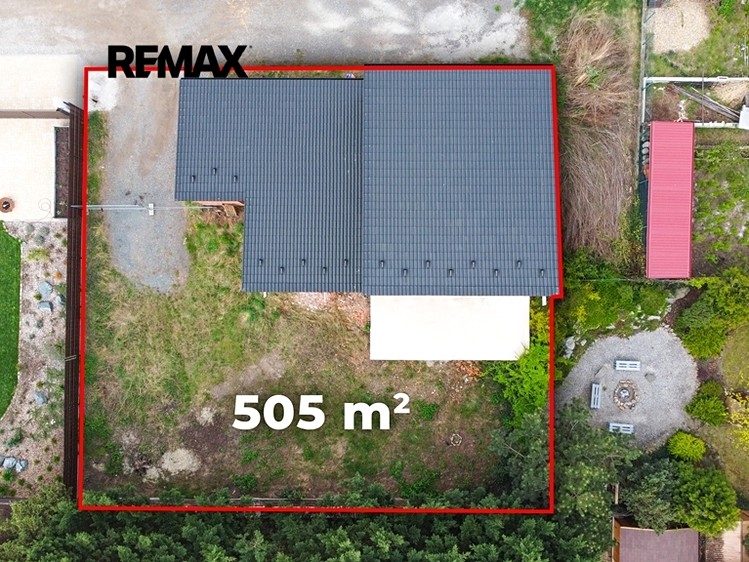 Prodej stavebního pozemku 505 m² - foto 1