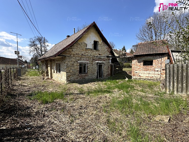Prodej stavebního pozemku 761 m² - foto 1