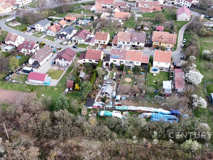 Prodej stavebního pozemku 640 m² - foto 8