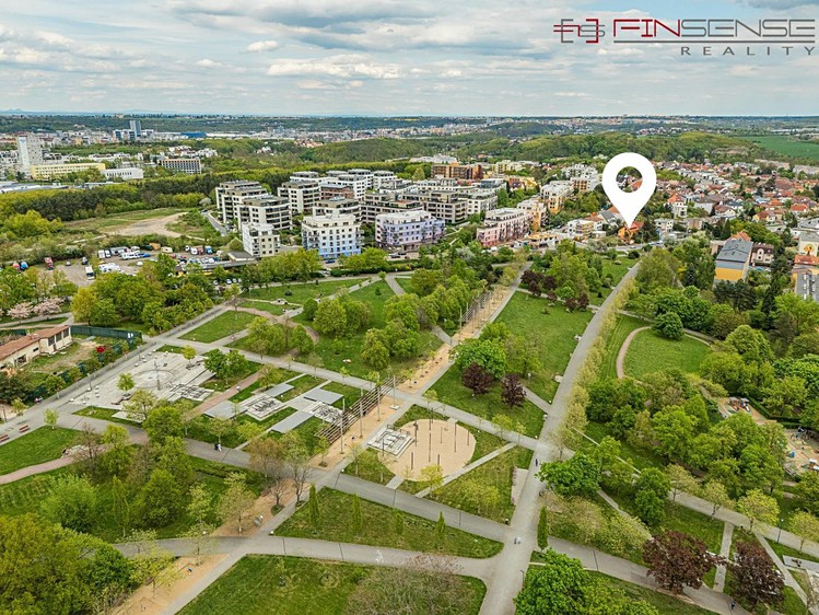 Prodej stavebního pozemku 336 m² - foto 4