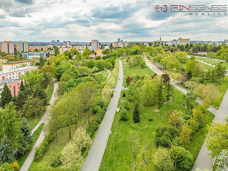 Prodej stavebního pozemku 336 m² - foto 5