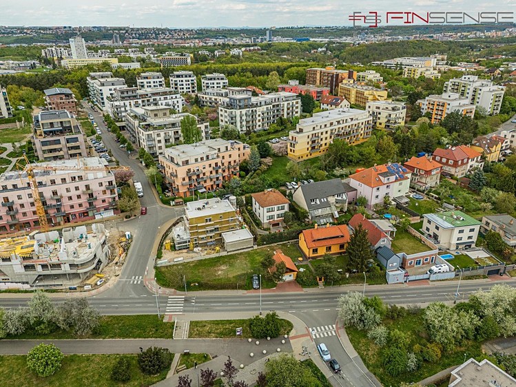 Prodej stavebního pozemku 336 m² - foto 7