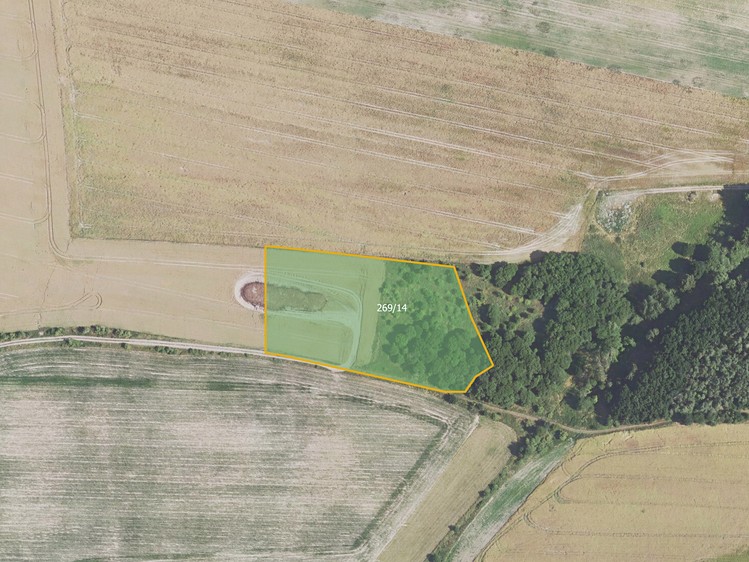 Prodej pole 10 847 m² - foto 1