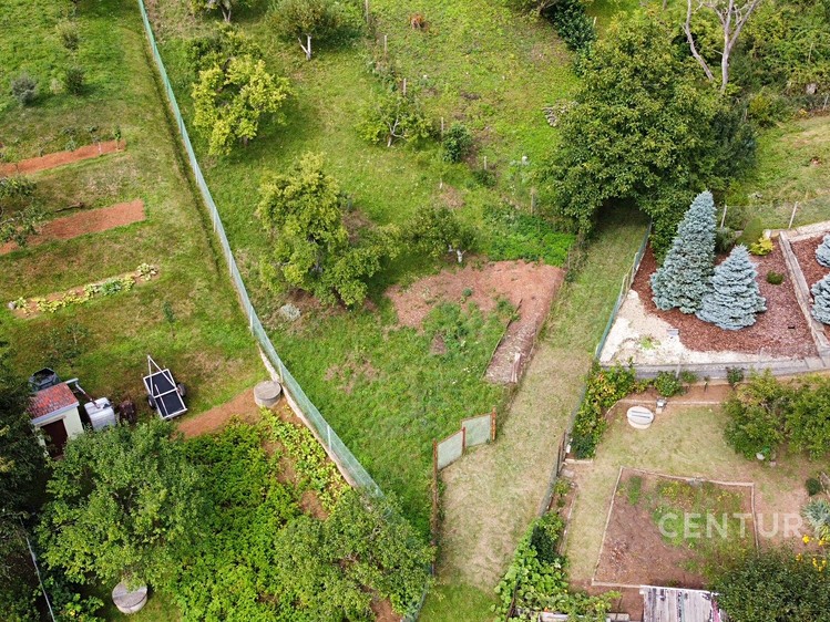 Prodej stavebního pozemku 748 m² - foto 5