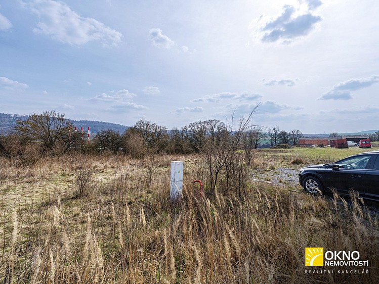 Prodej stavebního pozemku 1 000 m² - foto 4