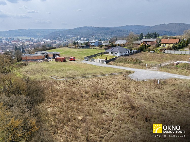 Prodej stavebního pozemku 1 000 m² - foto 2
