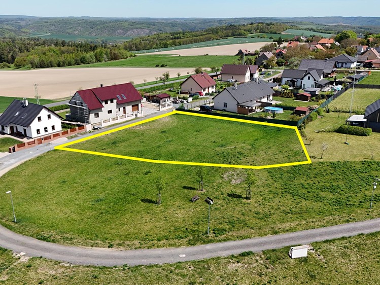 Prodej  stavebního pozemku 1 349 m² - foto 4