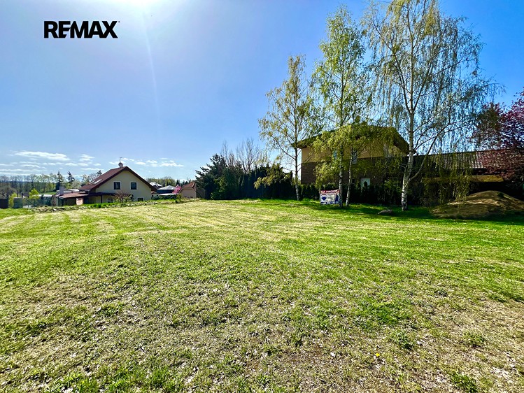 Prodej stavebního pozemku 820 m² - foto 6