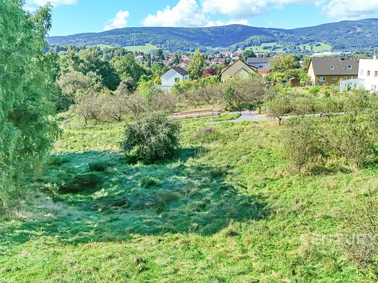 Prodej stavebního pozemku 1 001 m² - foto 2