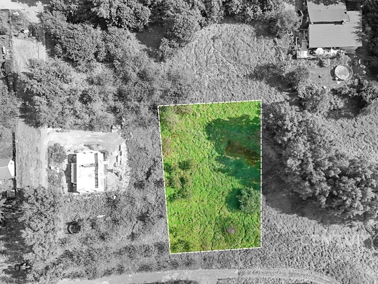Prodej stavebního pozemku 1 001 m² - foto 6