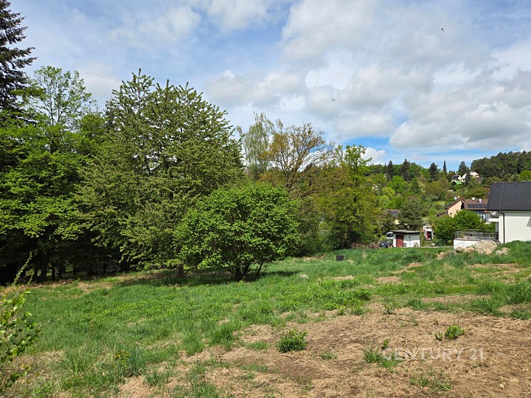 Prodej stavebního pozemku 1 217 m² - foto 4