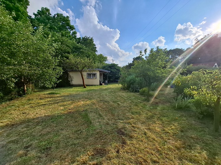Pronájem zahrady 546 m² - foto 4