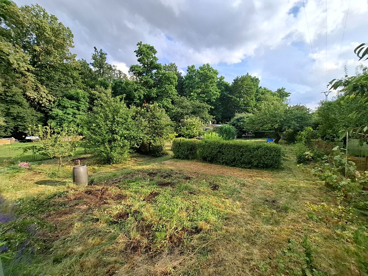 Pronájem zahrady 546 m² - foto 1