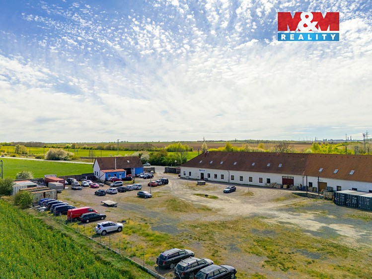 Pronájem  pozemku 1 000 m² - foto 3