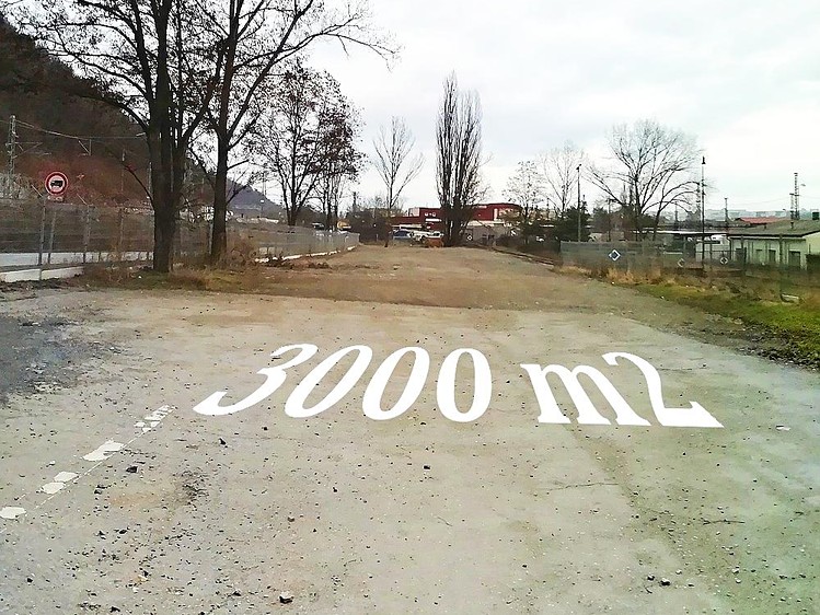Pronájem komerčního pozemku 3 000 m² - foto 2