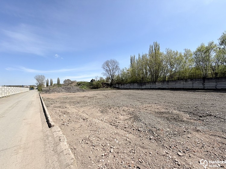 Pronájem komerčního pozemku 6 000 m² - foto 2