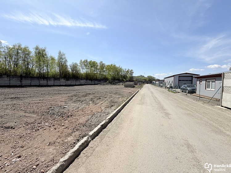 Pronájem komerčního pozemku 6 000 m² - foto 3