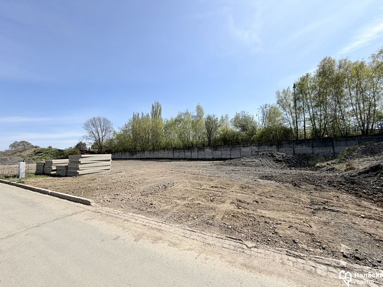 Pronájem komerčního pozemku 6 000 m² - foto 5