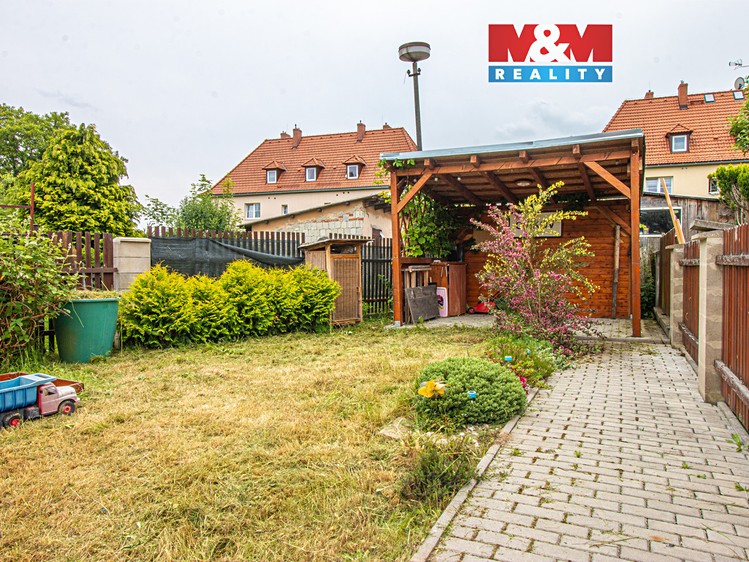 Pronájem zahrady 83 m² - foto 1
