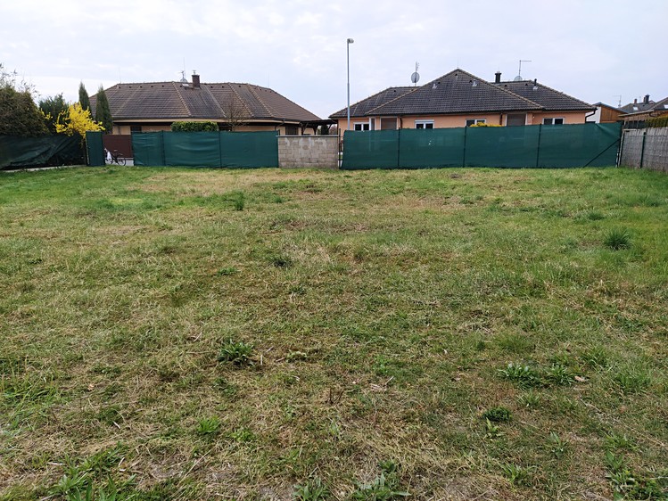 Pronájem zahrady 780 m² - foto 1