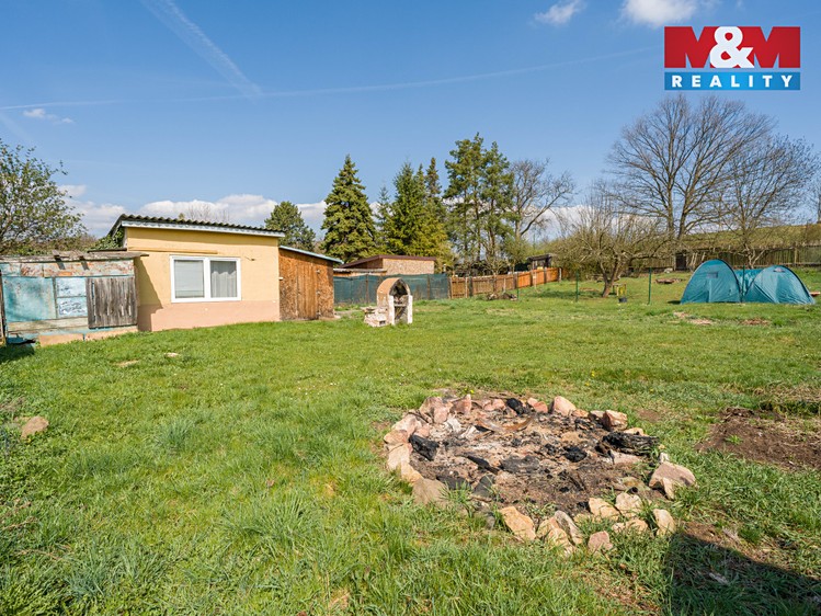 Pronájem zahrady 397 m² - foto 4