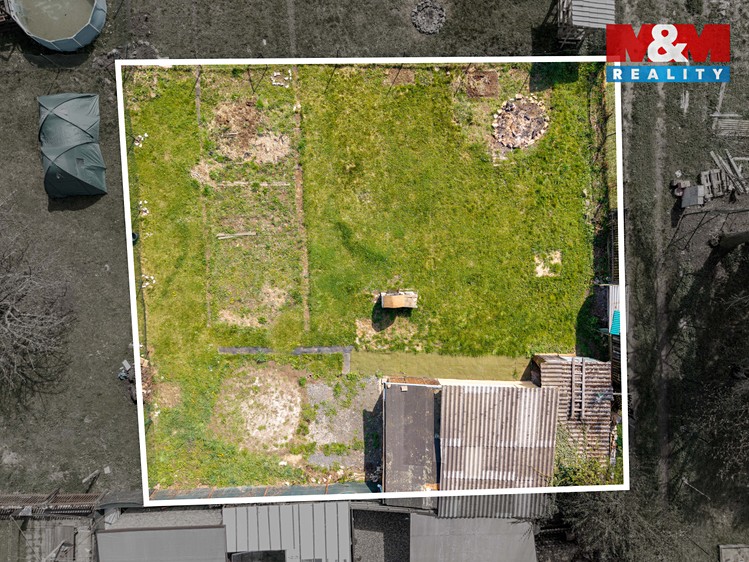 Pronájem zahrady 397 m² - foto 2