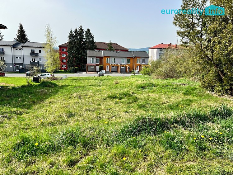 Pronájem zahrady 763 m² - foto 1