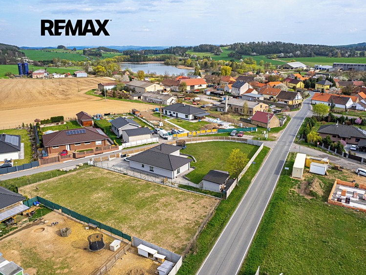 Pronájem stavebního pozemku 1 188 m² - foto 7