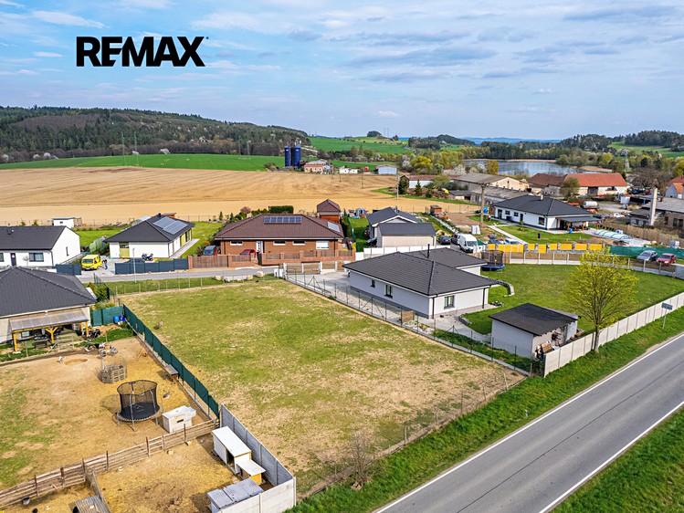 Pronájem stavebního pozemku 1 188 m² - foto 5