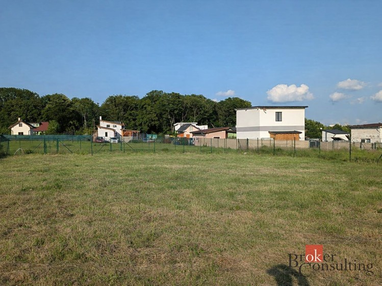 Pronájem zahrady 406 m² - foto 1