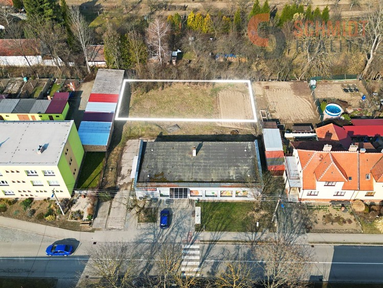 Pronájem zahrady 585 m² - foto 1