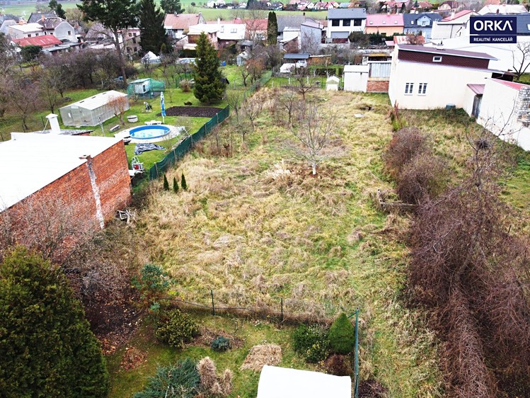 Pronájem zahrady 1 003 m² - foto 1