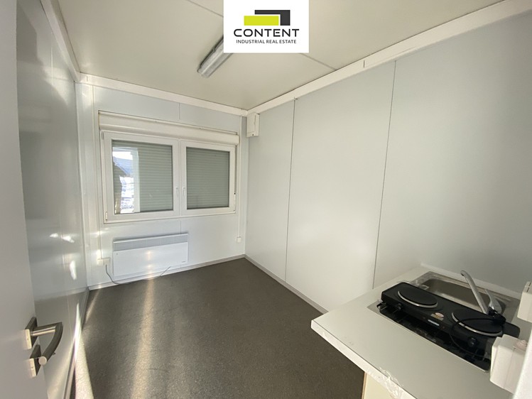 Pronájem  komerčního pozemku 17 000 m² - foto 7