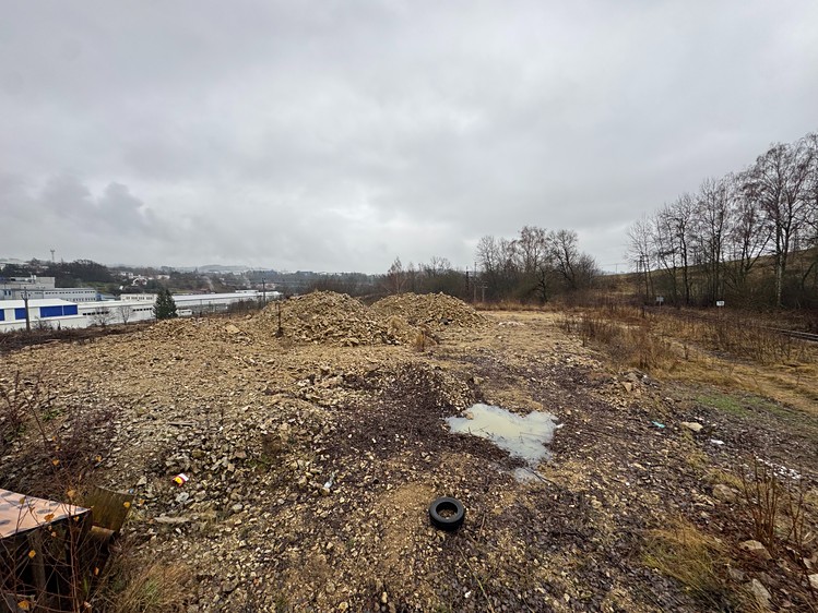 Pronájem komerčního pozemku 6 000 m² - foto 2