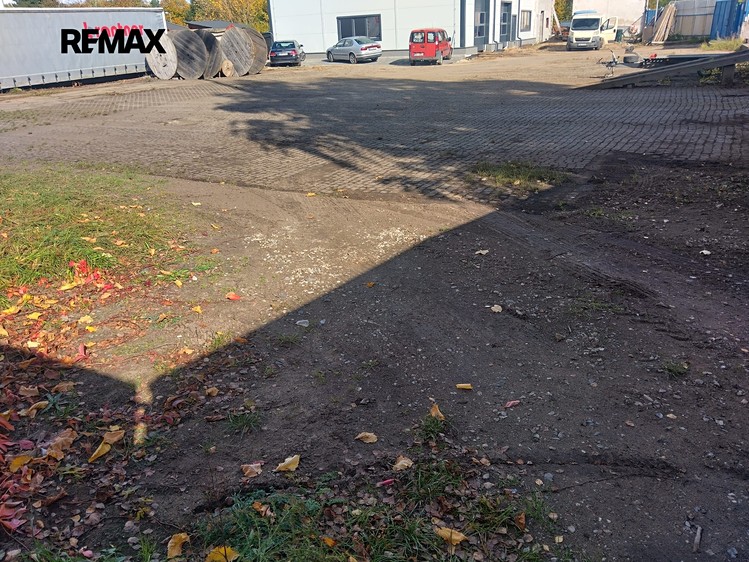 Pronájem pozemku 600 m² - foto 4