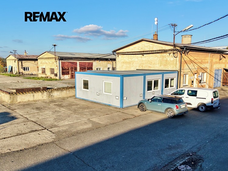Pronájem  komerčního pozemku 1 650 m² - foto 4