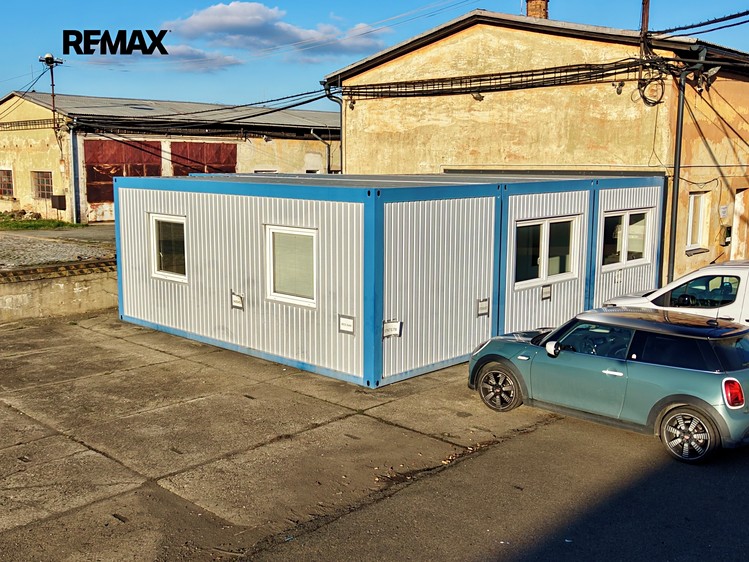 Pronájem  komerčního pozemku 1 650 m² - foto 5