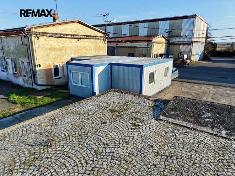 Pronájem  komerčního pozemku 1 650 m² - foto 7