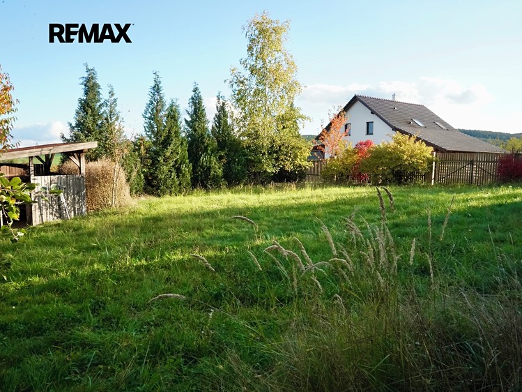 Pronájem stavebního pozemku 482 m² - foto 1