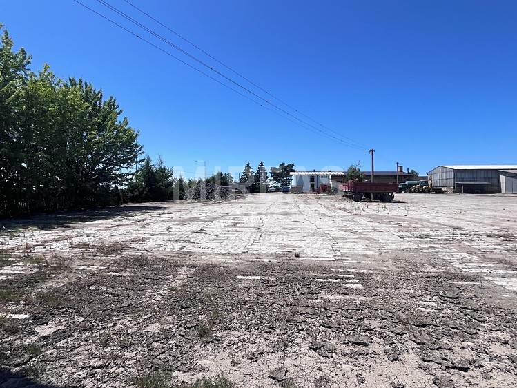 Pronájem komerčního pozemku 3 325 m² - foto 3