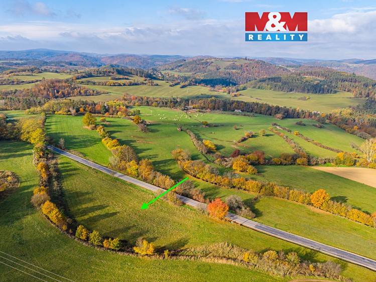 Pronájem stavebního pozemku 770 m² - foto 1