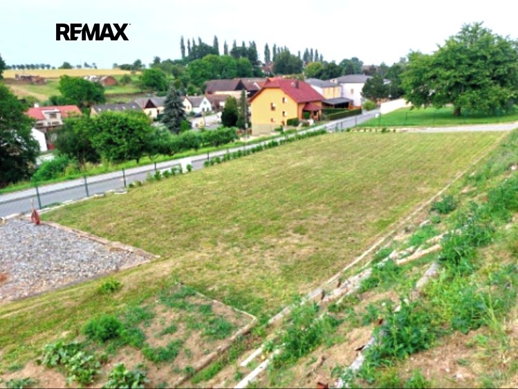 Pronájem zahrady 340 m² - foto 1