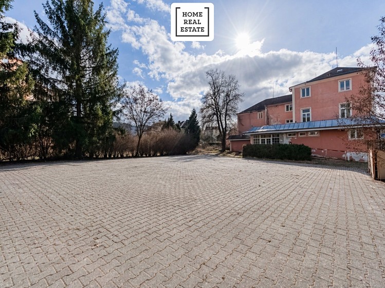 Prodej činžovního domu 1 886 m² - foto 3