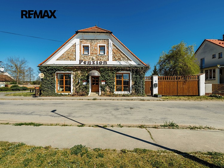 Prodej ubytovacího zařízení 398 m² - foto 1