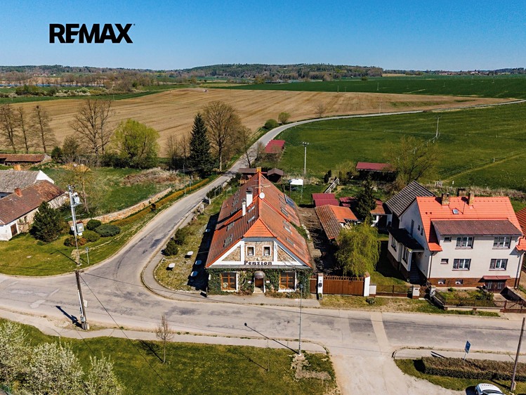 Prodej ubytovacího zařízení 398 m² - foto 2