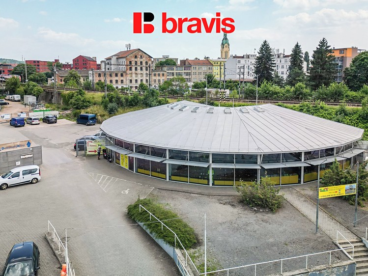 Prodej obchodního prostoru 600 m² - foto 1